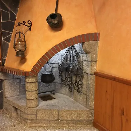Hotel La Ribera 3*